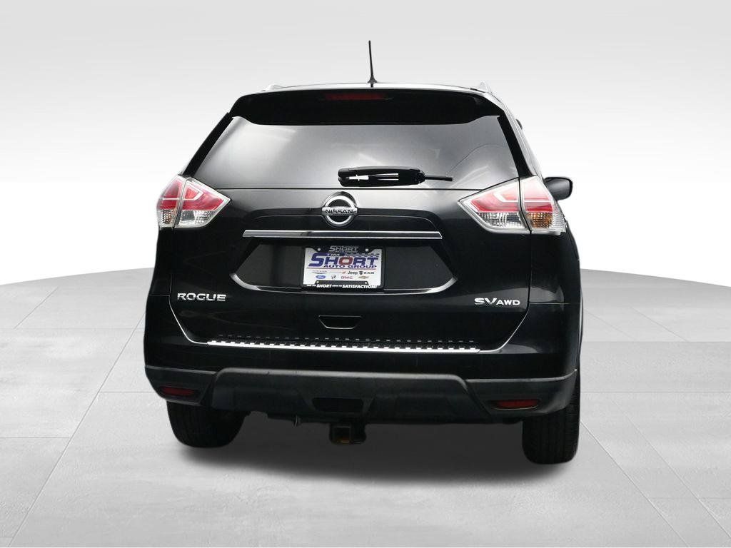 Used 2015 Nissan Rogue SV AWD/4WD image 4