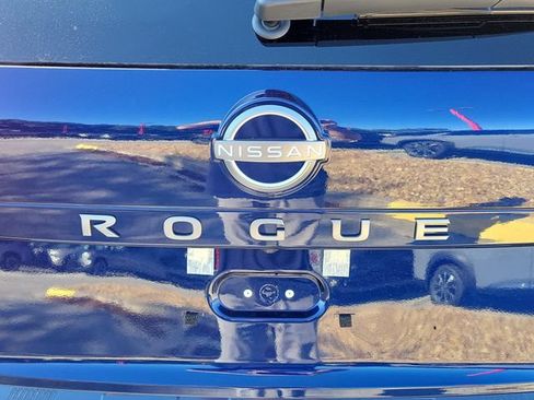 New 2026 Nissan Rogue SV FWD image 8