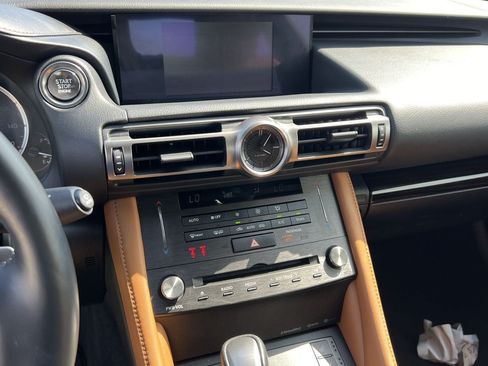 Used 2022 Lexus RC 350 w/ Premium Package RWD image 8
