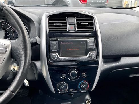 Used 2017 Nissan Versa Note SV image 7