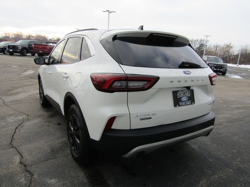 Used 2023 Ford Escape Active w/ Tech Pack #2 image 4