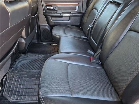Used 2016 RAM 1500 Laramie w/ Convenience Group AWD/4WD image 24