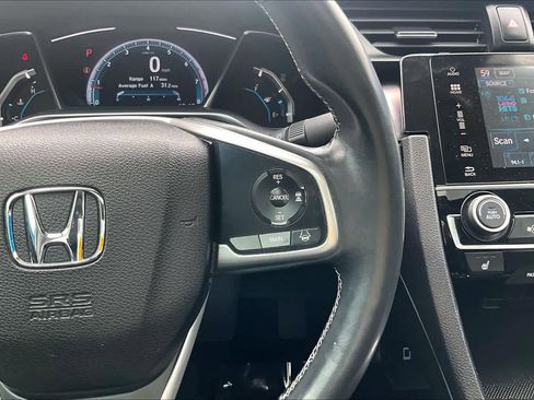 Used 2018 Honda Civic Touring image 25
