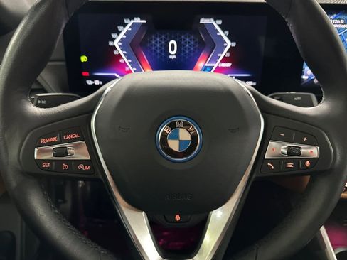 Used 2023 BMW i4 eDrive35 w/ Premium Package image 23