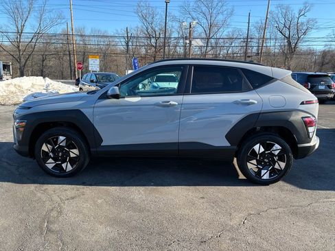 Used 2024 Hyundai Kona SEL image 4