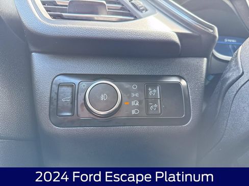Used 2024 Ford Escape Platinum AWD/4WD image 26