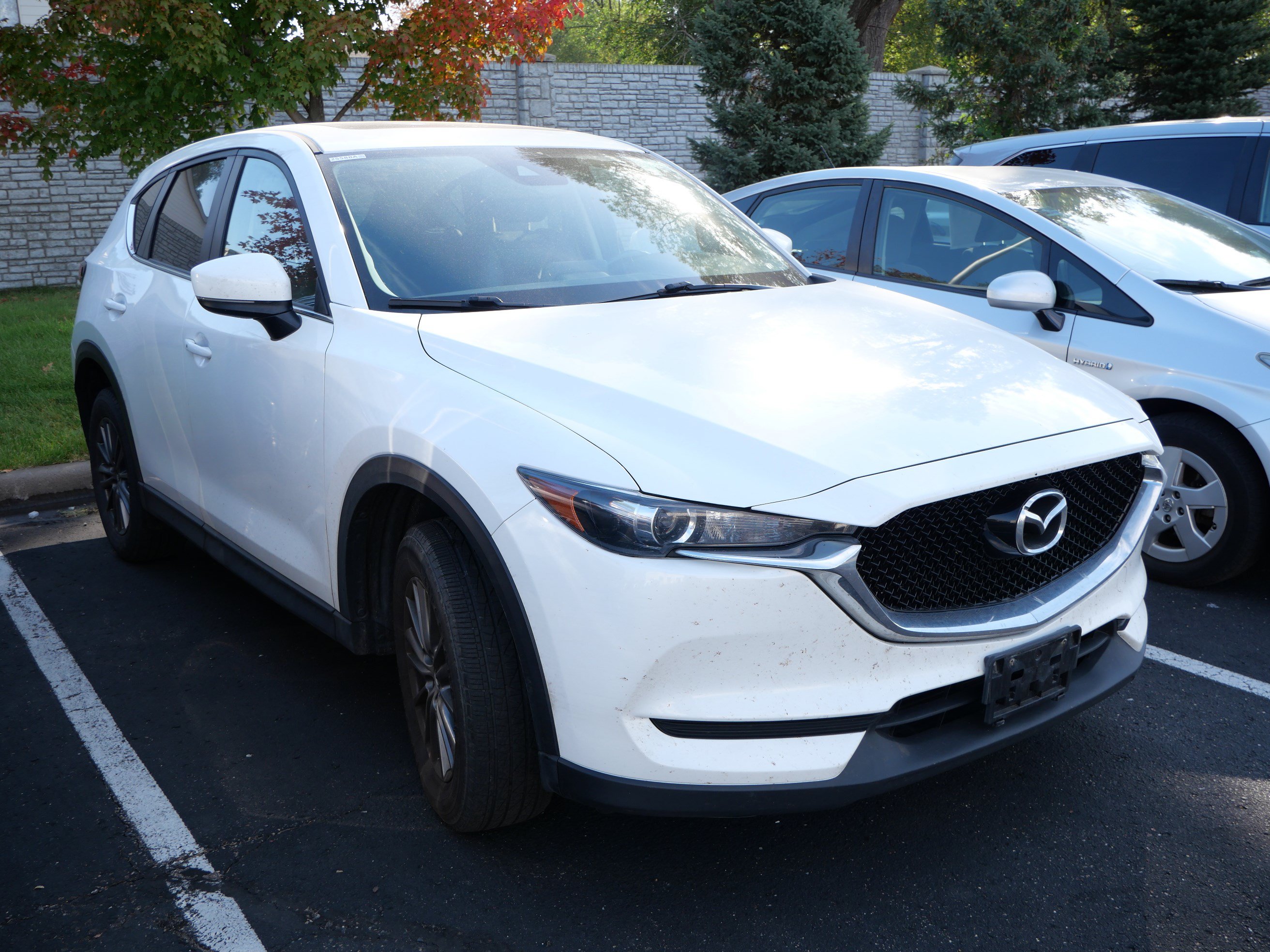 Used 2017 MAZDA CX-5 Touring w/ Preferred Equipment Package AWD/4WD image 4