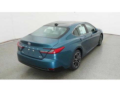 New 2026 Toyota Camry XLE image 8