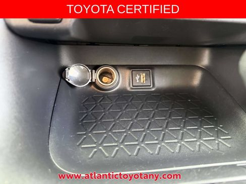 Certified 2025 Toyota RAV4 XLE AWD/4WD image 22