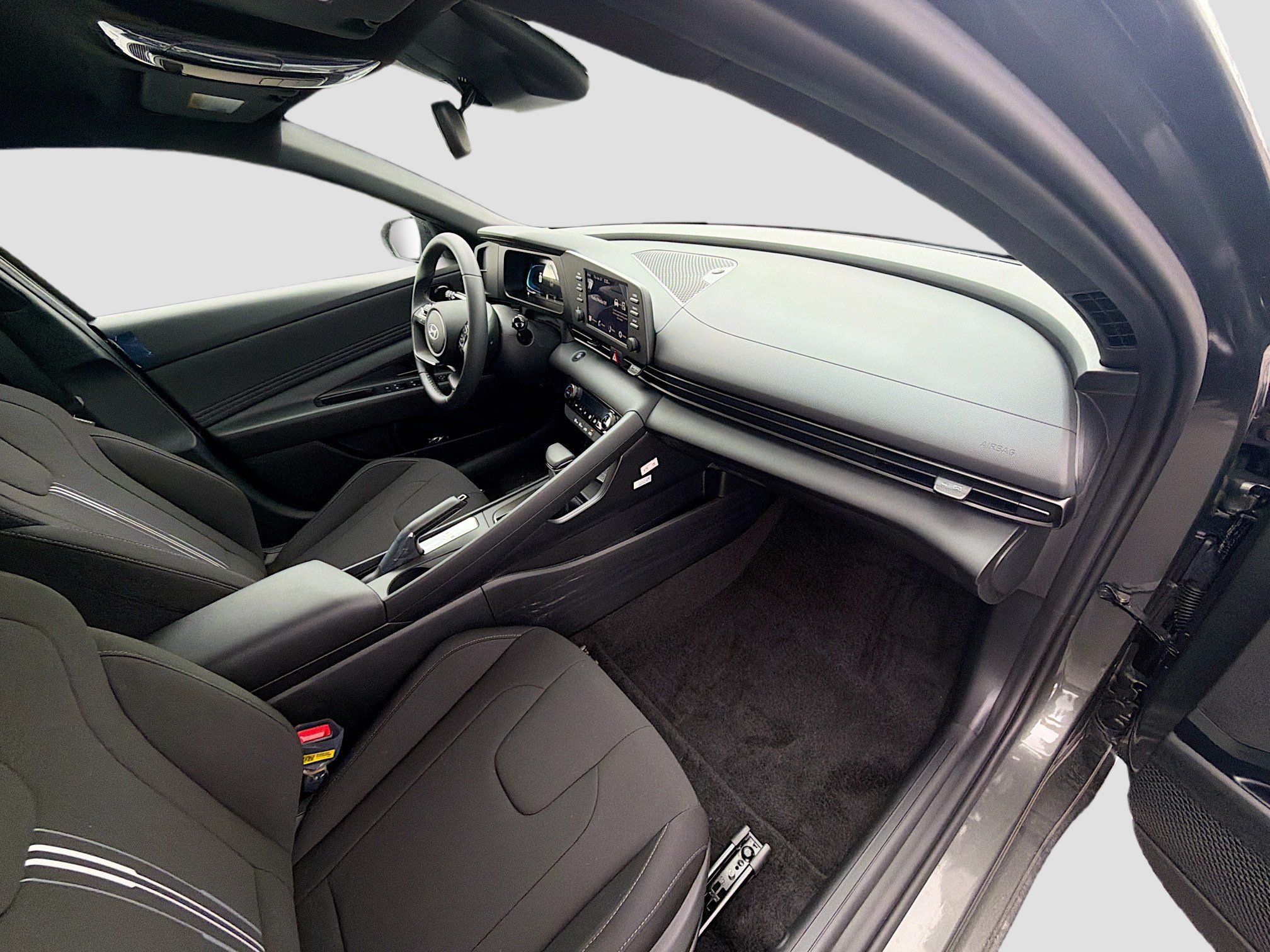 New 2026 Hyundai Elantra Sport FWD image 21