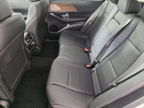New 2026 Mercedes-Benz GLE 350 4MATIC image 11