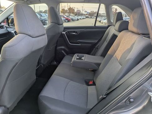 Used 2022 Toyota RAV4 XLE w/ Convenience Package image 26