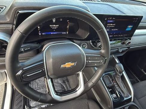 Used 2023 Chevrolet Colorado LT image 18