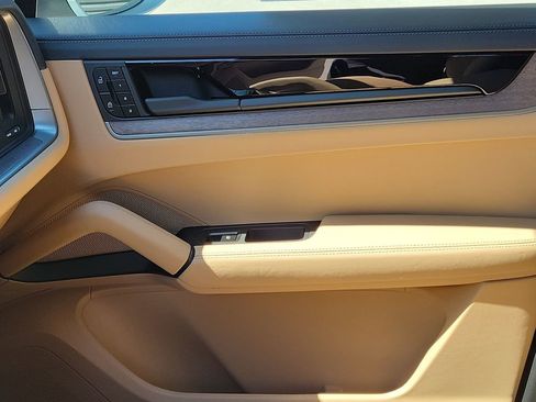New 2026 Porsche Cayenne AWD/4WD image 23