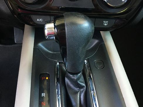 Used 2017 Honda HR-V LX image 27