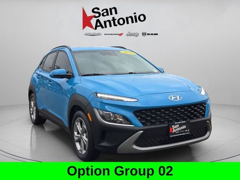 Used 2023 Hyundai Kona SEL w/ Convenience Package image 2