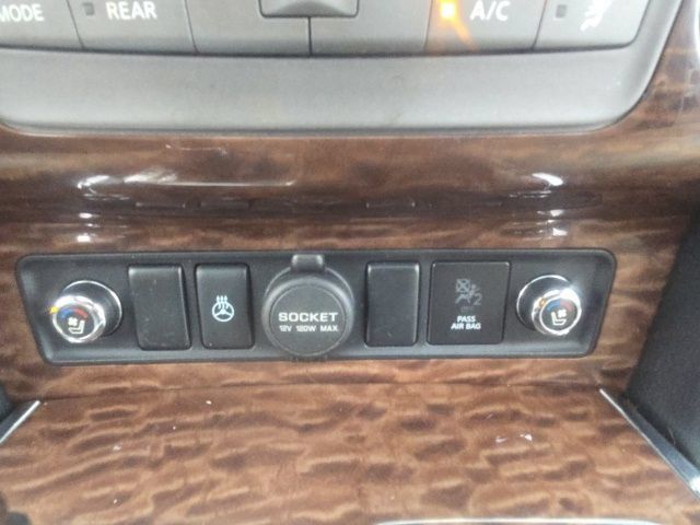 Used 2017 Nissan Armada Platinum w/ Captain Seat Package AWD/4WD image 37