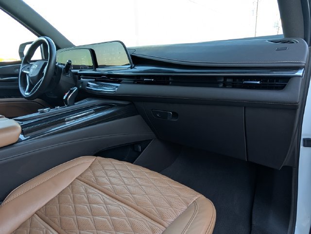 Used 2024 Cadillac Escalade Sport w/ Touring Package AWD/4WD image 43