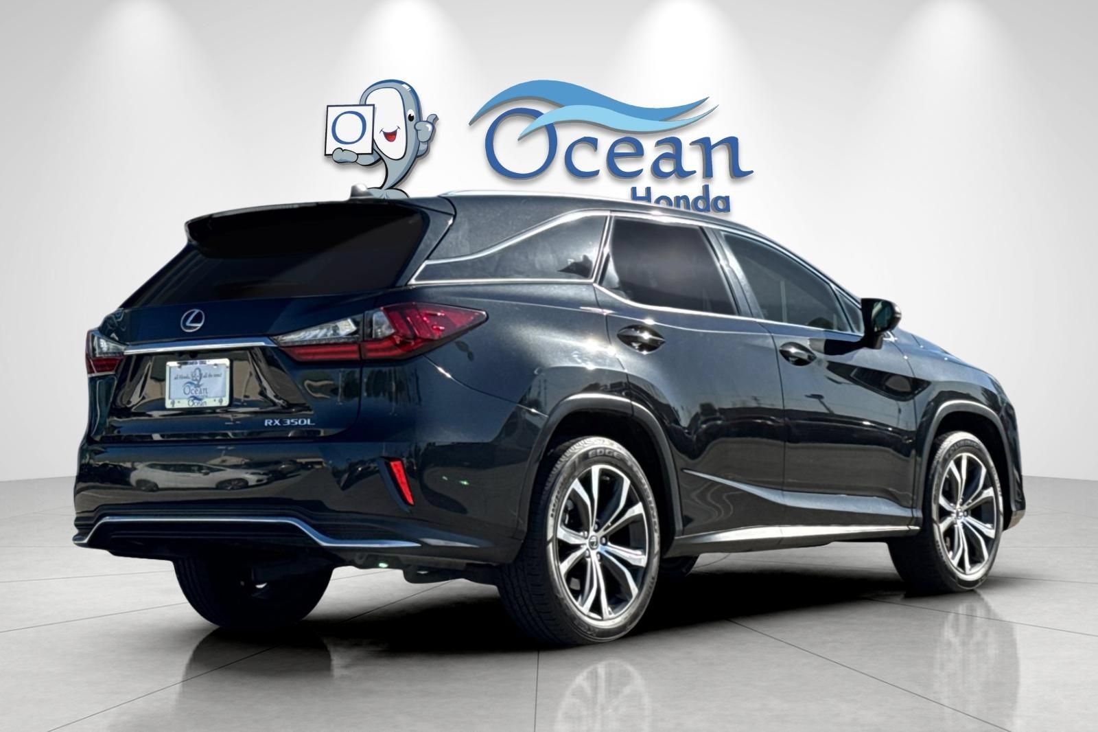 Used 2020 Lexus RX 350L FWD w/ Premium Package image 4