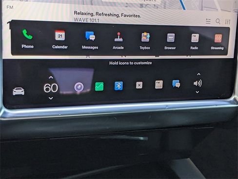 Used 2016 Tesla Model S 70 image 24