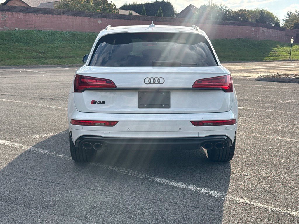 Used 2023 Audi SQ5 Prestige w/ Prestige Package AWD/4WD image 8