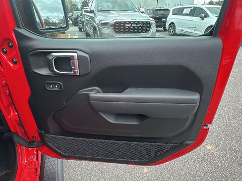 New 2025 Jeep Wrangler Sport S image 21