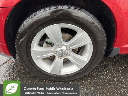 Used 2010 Dodge Caliber SXT image 9