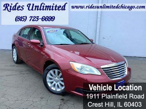 Used 2011 Chrysler 200 Touring image 11