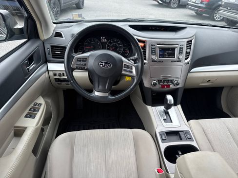 Used 2014 Subaru Outback 2.5i Premium w/ Accessory Value Package (OYR) image 23