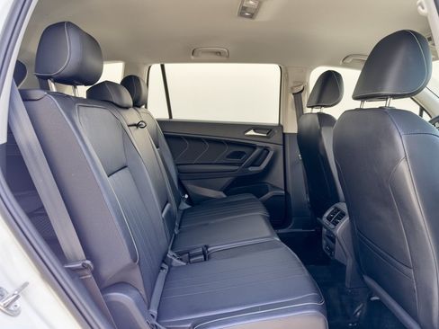 Used 2023 Volkswagen Tiguan SE FWD image 28