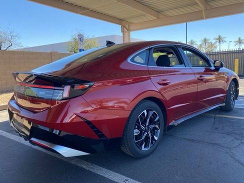 Used 2025 Hyundai Sonata SEL image 3