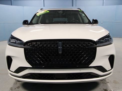 Used 2025 Lincoln Aviator Reserve w/ Equipment Group 201A image 28