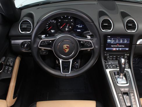 Used 2021 Porsche 718 Boxster w/ Premium Package RWD image 50