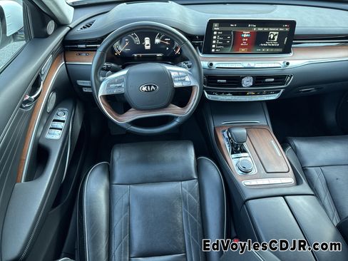 Used 2020 Kia K900 Luxury w/ VIP Package image 29