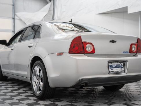 Used 2010 Chevrolet Malibu LS FWD image 7