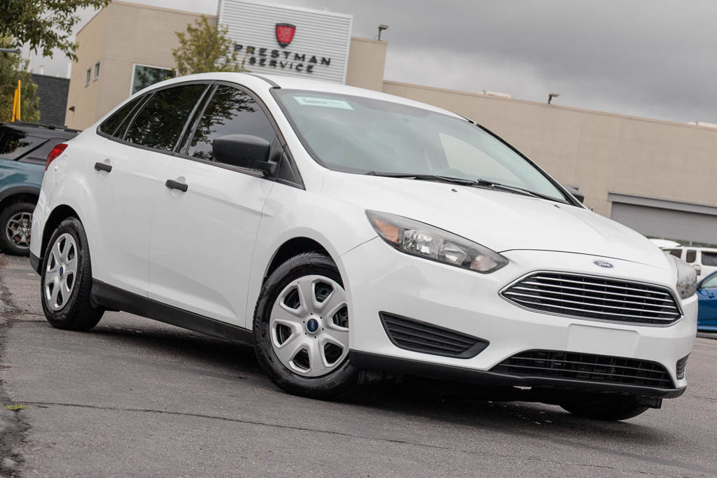 Used 2016 Ford Focus S FWD image 1