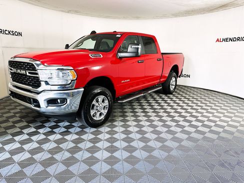 Used 2024 RAM 2500 Big Horn w/ Bed Utility Group image 7