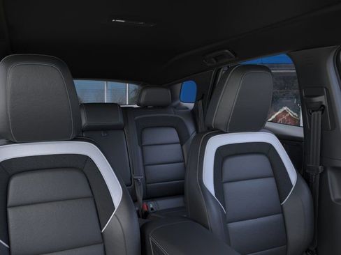 New 2026 Chevrolet Blazer EV LT AWD/4WD image 24