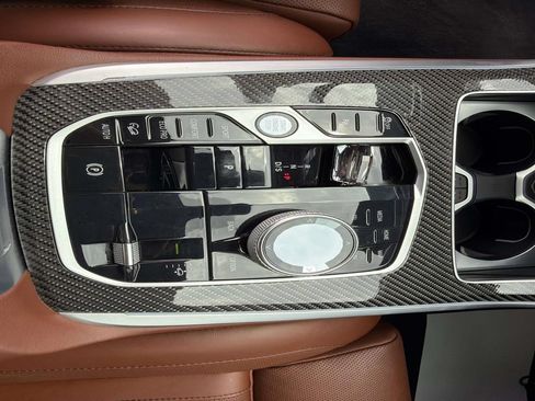 Used 2023 BMW X7 M60i w/ Executive Package AWD/4WD image 31