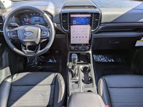 New 2025 Ford Ranger Lariat w/ Black Appearance Package image 15