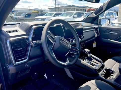 New 2025 GMC Canyon Elevation w/ Convenience Package image 10