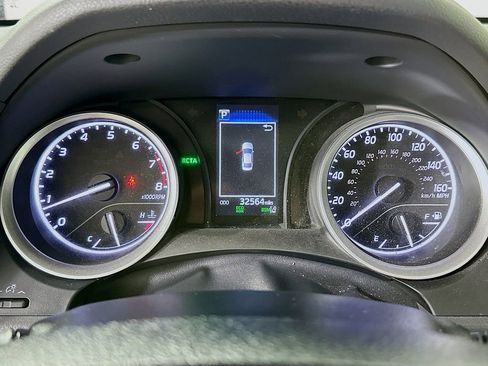 Used 2023 Toyota Camry LE w/ Convenience Package FWD image 12