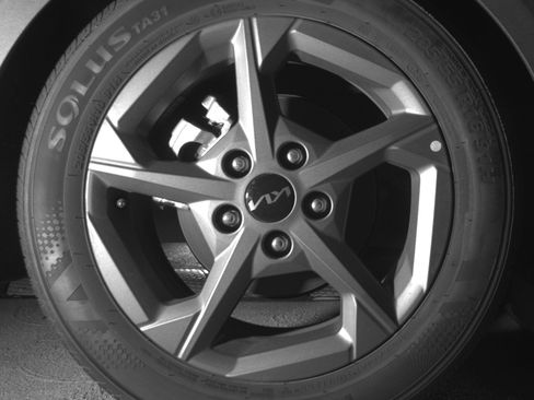 Used 2025 Kia K4 FWD image 15