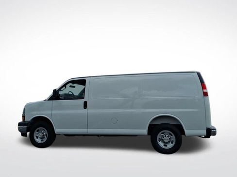 New 2026 Chevrolet Express 2500 w/ Driver Convenience Package RWD image 7