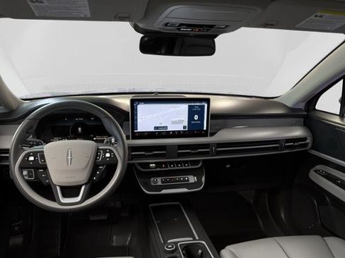 Used 2026 Lincoln Corsair Premiere image 29