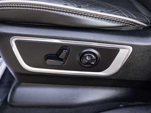 Used 2019 RAM 1500 Laramie image 21