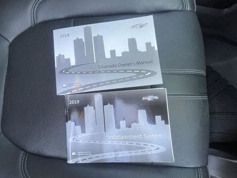 Used 2019 Chevrolet Silverado 1500 High Country w/ Trailer Camera Package image 28