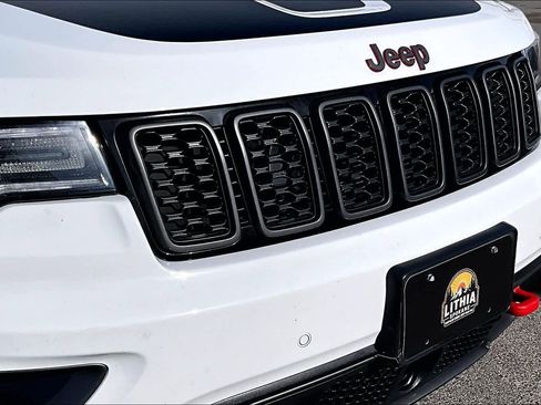 Used 2020 Jeep Grand Cherokee Trailhawk w/ Trailhawk Luxury Group AWD/4WD image 33