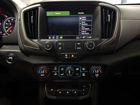 Used 2023 GMC Terrain AT4 AWD/4WD image 9
