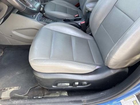 Used 2014 Kia Forte EX w/ Premium Package FWD image 11